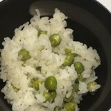 今が旬な豆ご飯